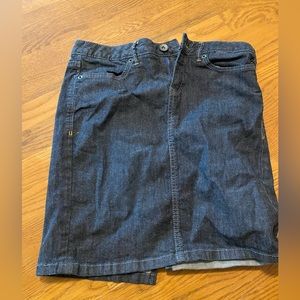 Converse Skirt. Size 6.